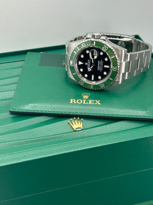 Rolex Submariner Date 126610LV (Kermit) Stainless Steel 41 mm Black Dial with Oyster Bracelet
