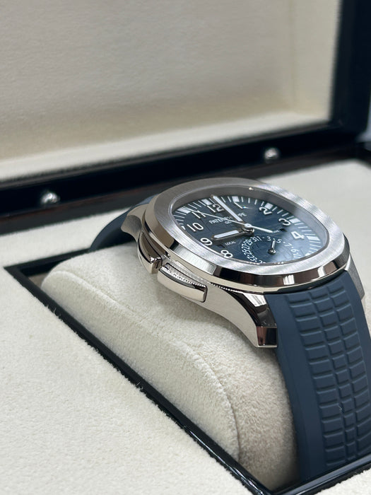 Patek Philippe Aquanaut 5968G-001 White Gold 42.2mm Blue Dial with Composite Strap