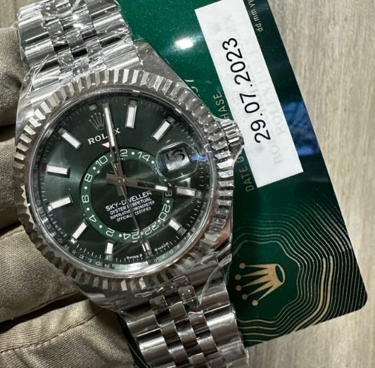 Sky Dweller 336934 Green Dial Jubilee Bracelet